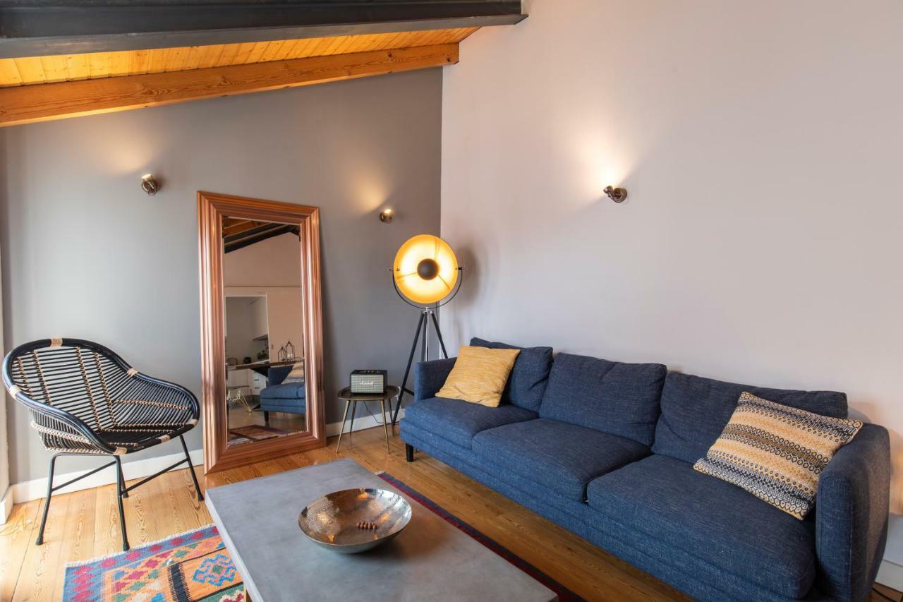 Bairro Alto Stunning Flat With Balcony By Lovelystay Lisbon Exterior photo