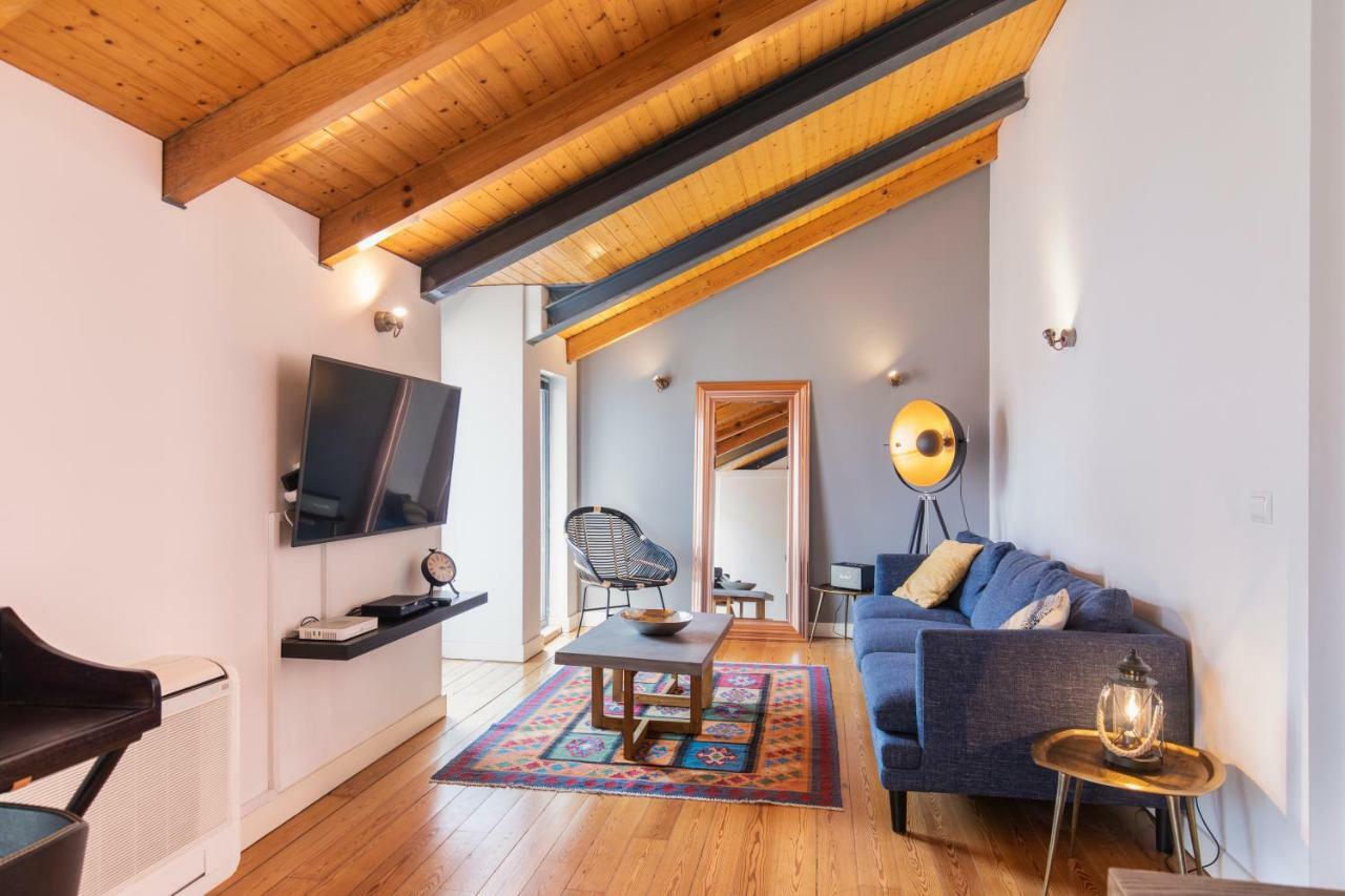 Bairro Alto Stunning Flat With Balcony By Lovelystay Lisbon Exterior photo